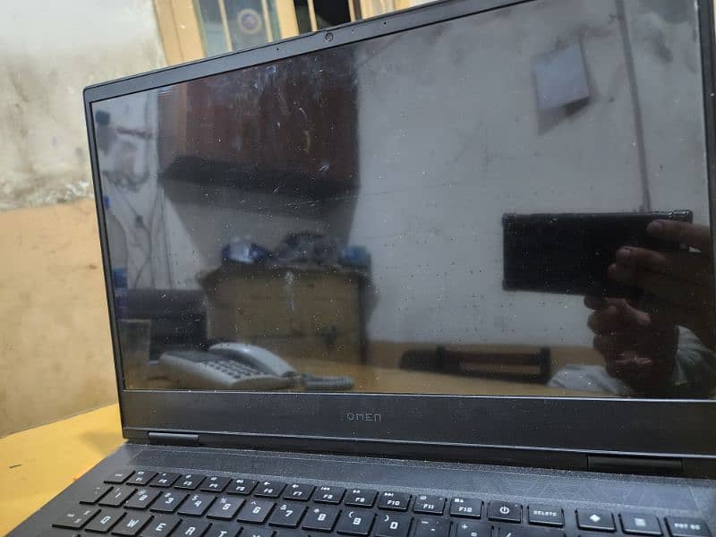 Hp oman 16 inch