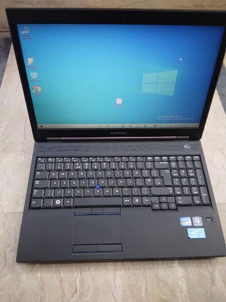 Samsung Laptop i521000