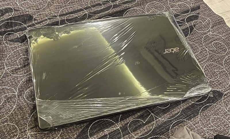 Acer Aspire E5-571 Core i3 (4th Gen) 4 GB Ram 500 HDD
