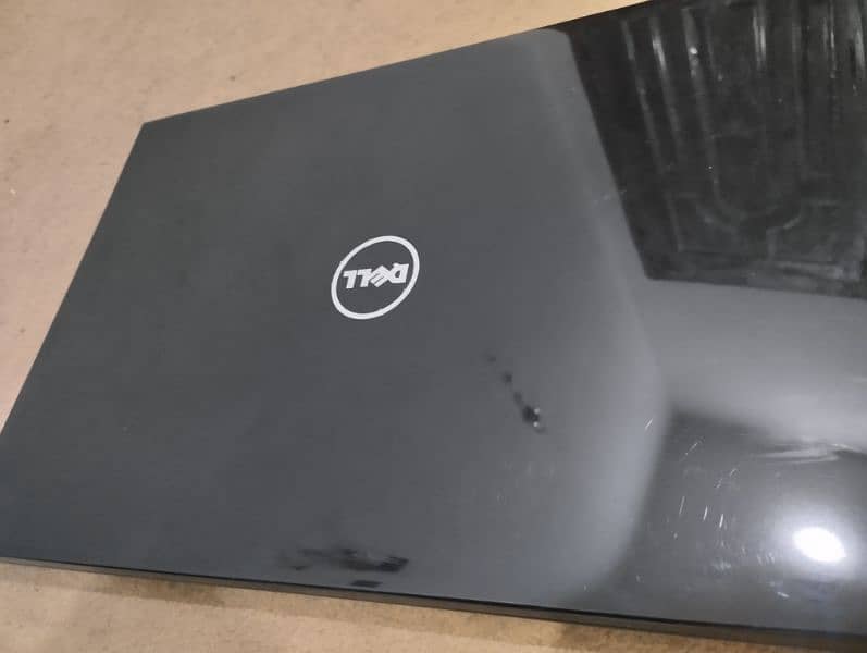 dell 5559 core i5 6th generation laptop with SSD