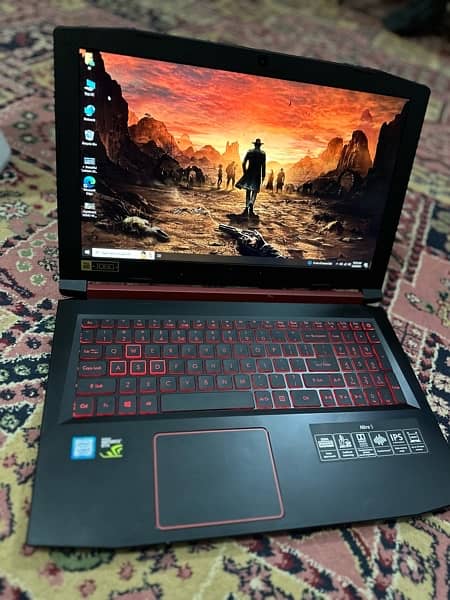 acer nitro 5 core i5 8gb ram ddr4 256 gb ssd nividia Gtx 1050 4gb ddr5