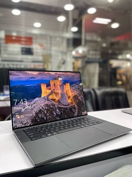 Dell Precision 5560 i7-11th 4Gb NIVIDIA
