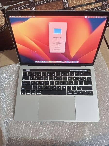 MACBOOK PRO 2017 CTO MODLE 13 INCH TOUCHBAR I7 3.5 16GB 256GB SSD