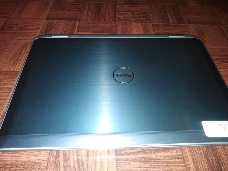 DELL Latitude Book core i5 3rd Gen