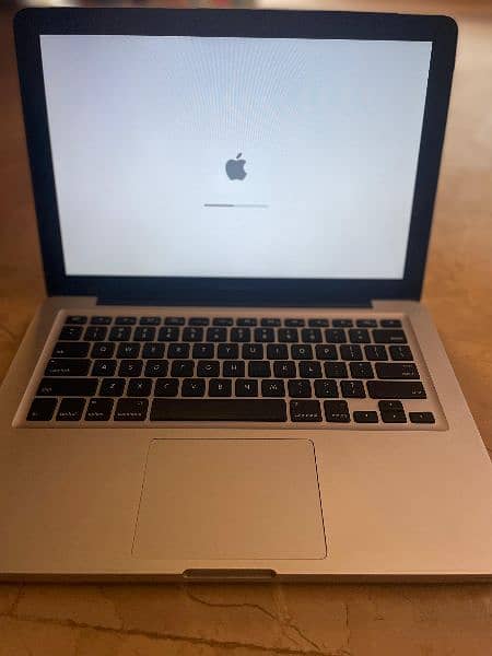 Macbook pro 2011 | Apple laptop