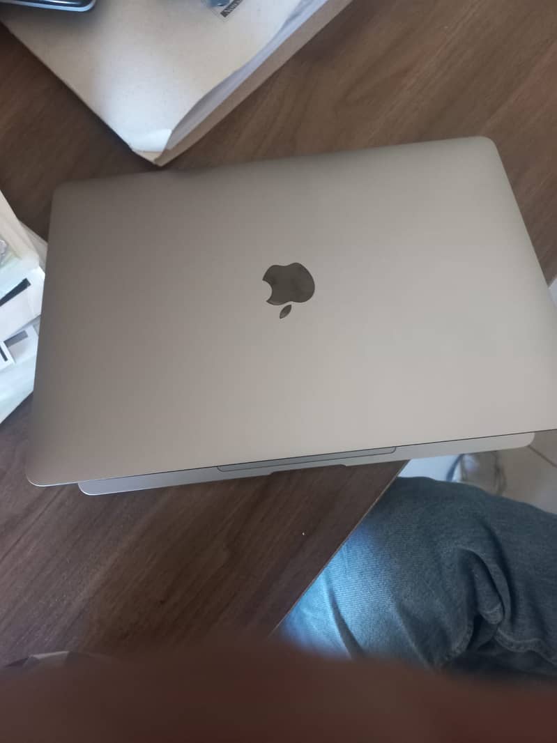Mac Book Air M1 2020