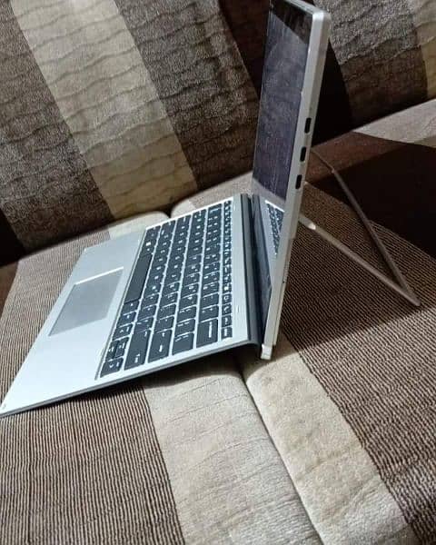 HP Elite X2  1012 G4 Core i7  8th Genration