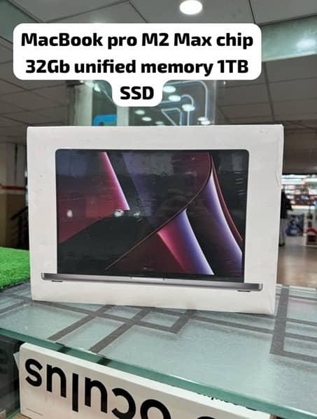 Macbook pro M2 max chip