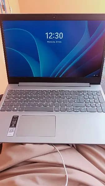 Dell laptop Core i7 10th Generation ` apple i5 10/10 i3