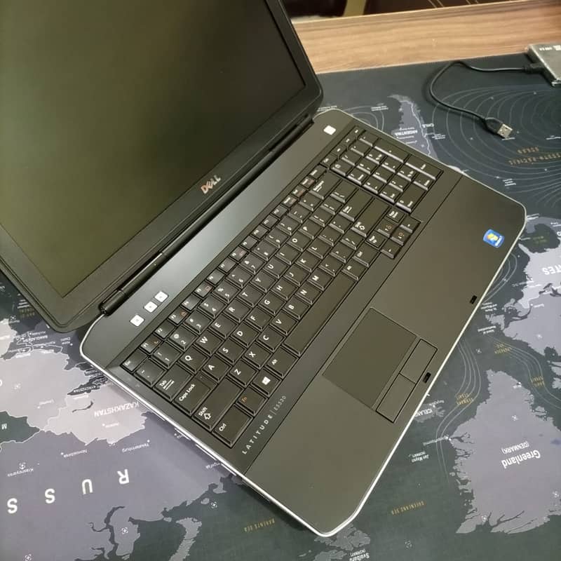 Dell Latitude E5530 Core i7 3nd Gen 4GB Ram 320GB HDD