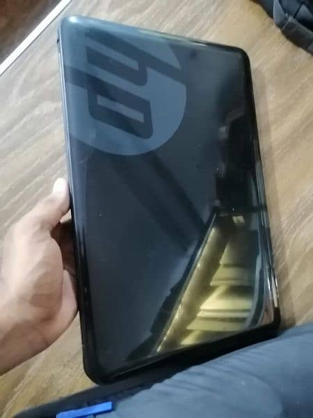 Hp 1000 core i3 2nd generation 4gb Ram 320 gb Hard available for sale