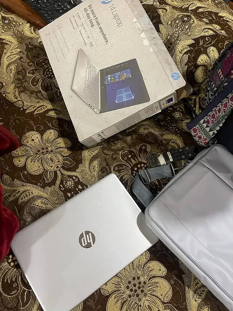 HP i3 11th Gen 12GB ram 256 NVME