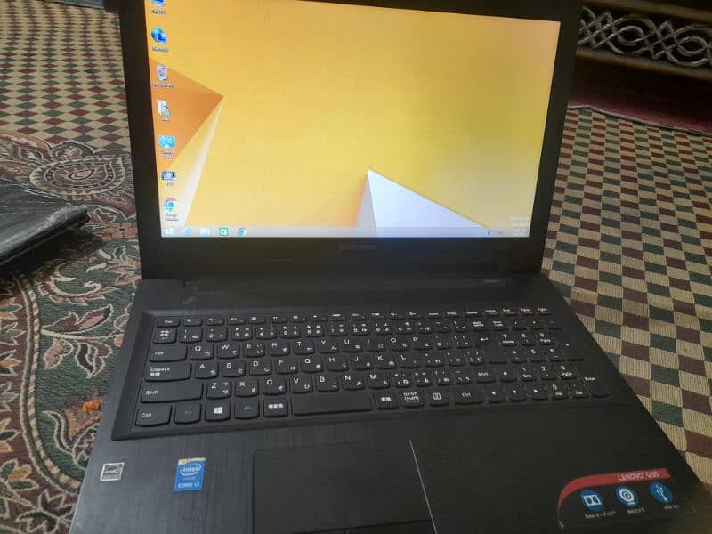 Lenevo core. i3 5 generation . . 320 hard 4gb ram
