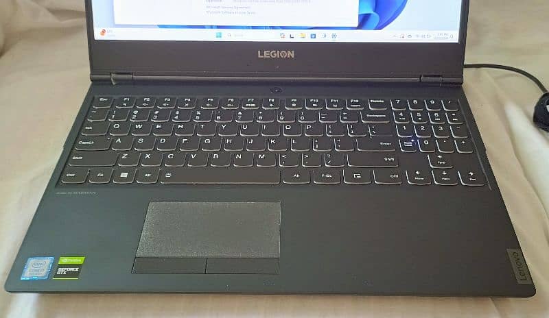 Lenovo LEGION Y540-15IRH GAMING LAPTOP Core i7-9750H