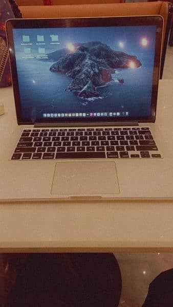 Apple Macbook pro 2015 | 8gb/256gb SSD | 13Inches