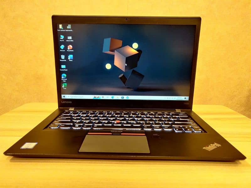 LenovoT460sCore i5 6gen16 GB ram 256gb ssd 14 inchies display