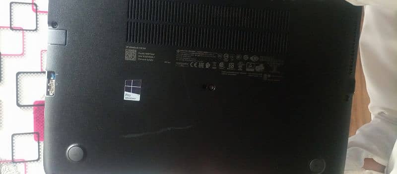 hp laptop for sell in less price .
