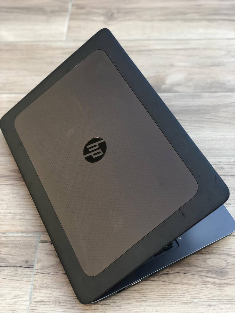 Hp zbook 15 g3 laptop mobile workstation i7 6th gen 2gb invidia card