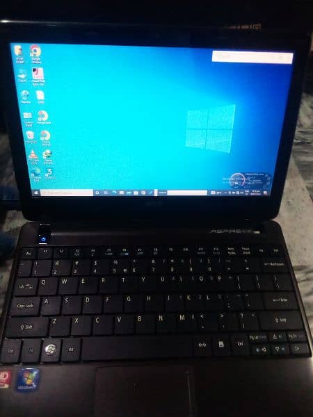 ACER ASPIRE 1