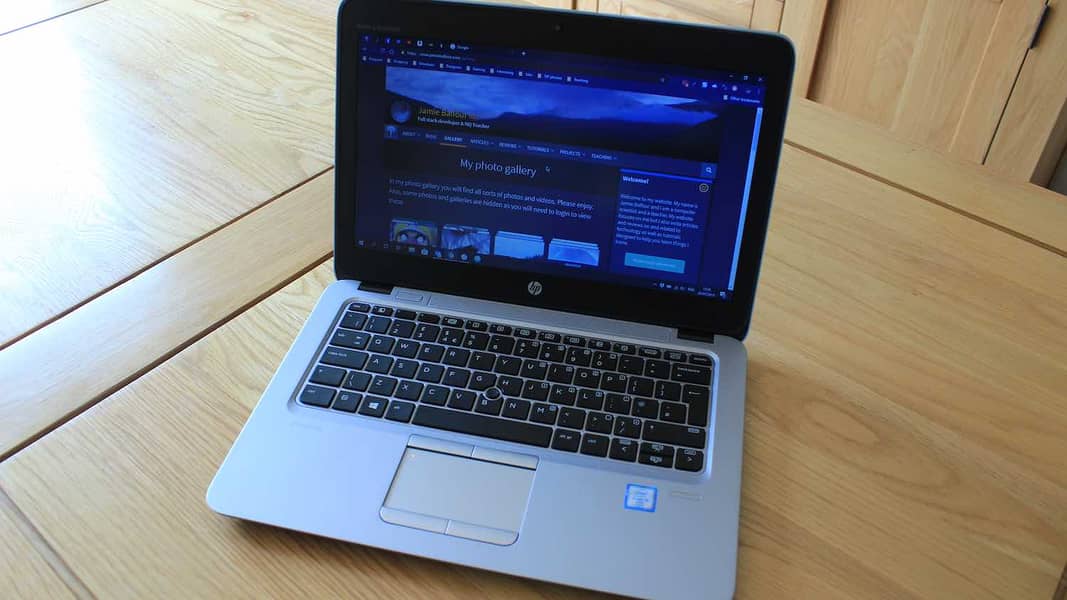 HP EliteBook 820 G3 Core i5 6th Gen - 8GB RAM 128GB SSD 500GB HDD