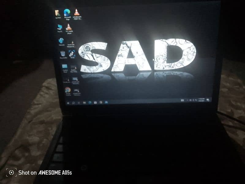 Sell desktop_C1IVV10 laptop in Good condition