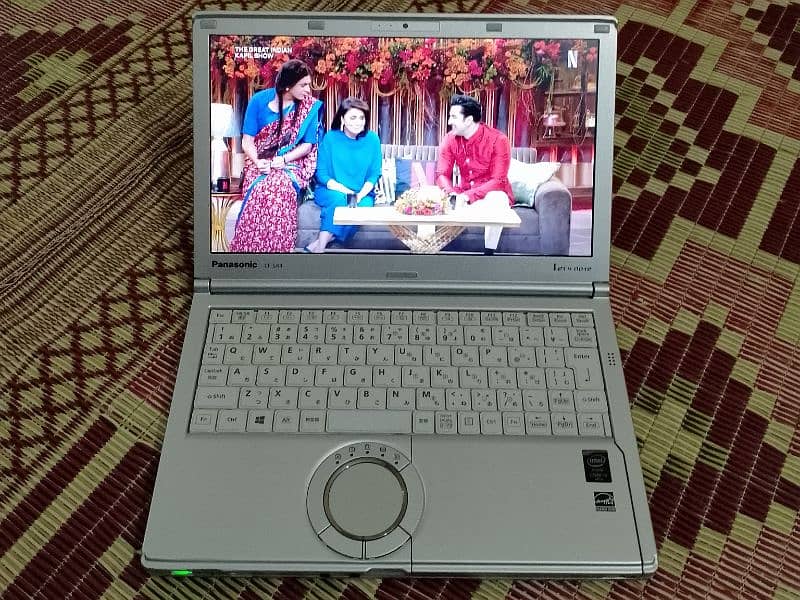 Panasonic i5 5th generation laptop, 4 hours battery timing