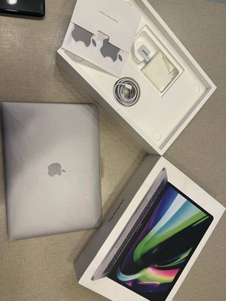 Macbook Pro M1 2020 16/500