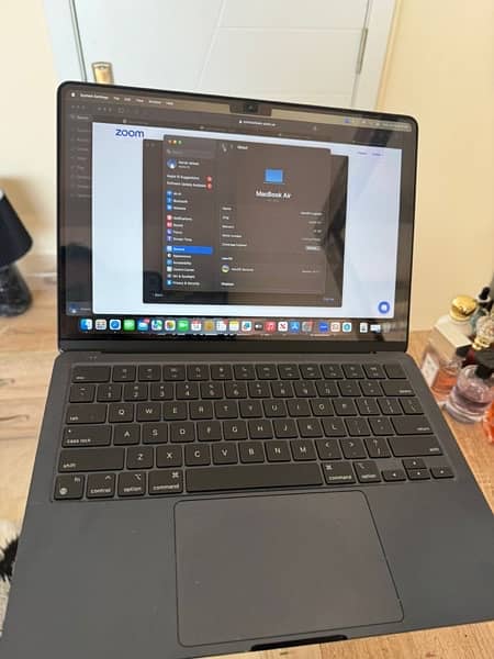 MacBook Air M2 2022