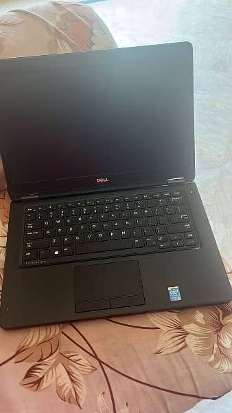 Dell lattitude 5450 I5 5th gen Ram 8gb Hdd 256gb Display 14 inch
