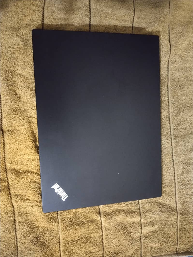 LENOVO Ryzen 5 - 512GB SSD-8GB RAM - 2GB RADEON Graphic Card - 14