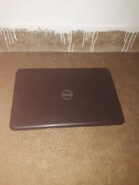 Selling dell laptop corei7 8gb ram