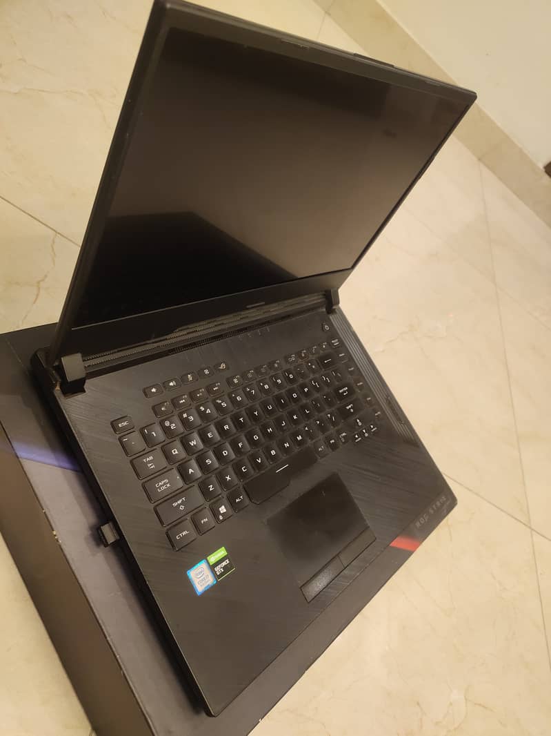 Asus rog strix Laptop (GTX 1650) (i7-9th gen)