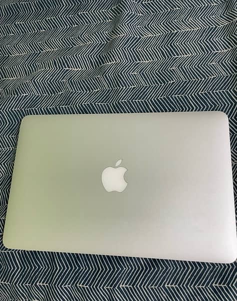 macbook air 11 inch 128gb storage
