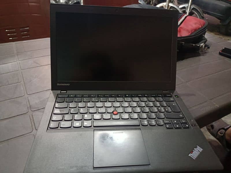 urgent sell Lenovo i5 4th generation good condition