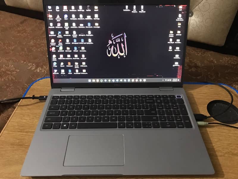 Dell Latitude 5521, 11th Gen, Core i7-11850H, with 24MB Cache
