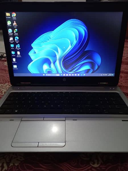 HP gaming laptop