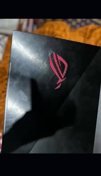 ASUS ROG ZYPHRUS S I7-8GEN, 1 TB SSD, 6GB GTX1060, 144 Hzs
