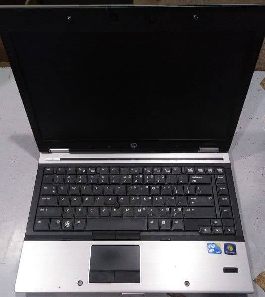 hp Elitbook 8440p Core i5 1st 4GB 250 GB 14" LED