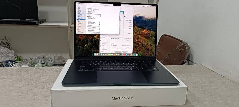 MacBook Air M3 2024 15