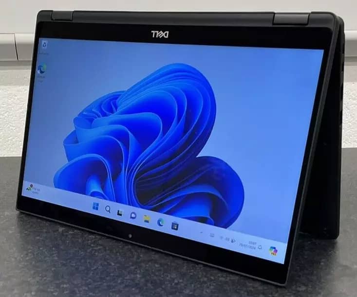 Dell Latitude 7390 Touch 360 i5 8th Gen 2-in-1 Laptop