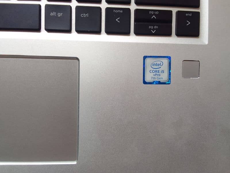 Laptop i5 7th Generation 10/10 condition