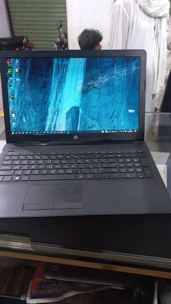 HP i3 5th genration 4 gb ram 1tb rom