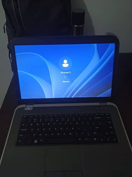 Dell Inspiron 15R special edition i7 4cores 8 thread