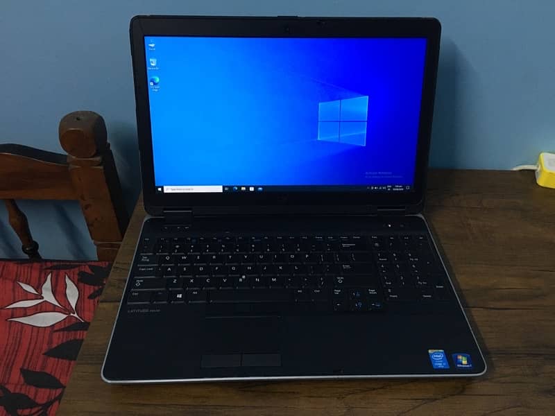 DELL Core i7 Genretion 4