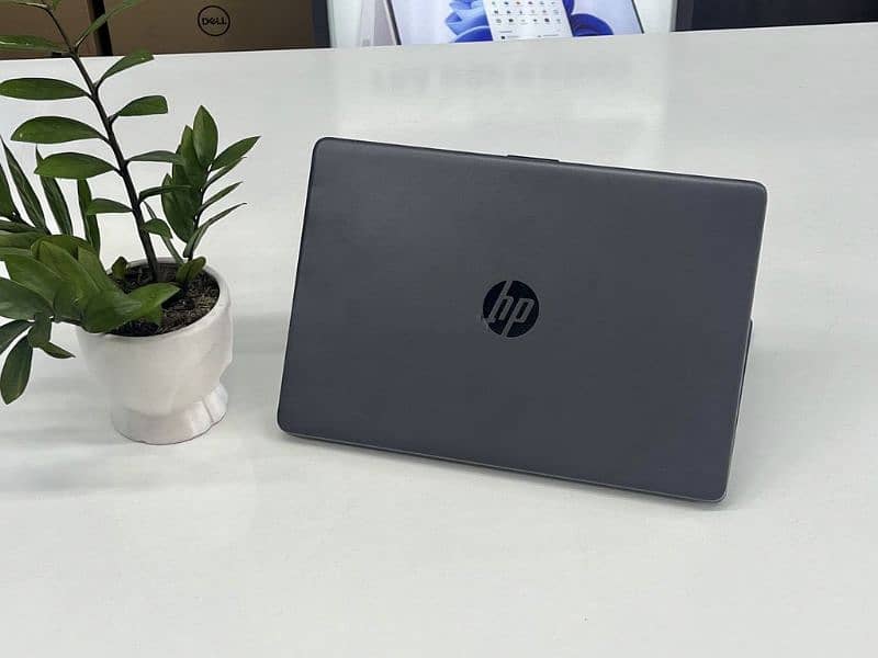 HP G7 Core i5 8th Generation (Ram 8GB + SSD 256GB)15.6 Numpad Display