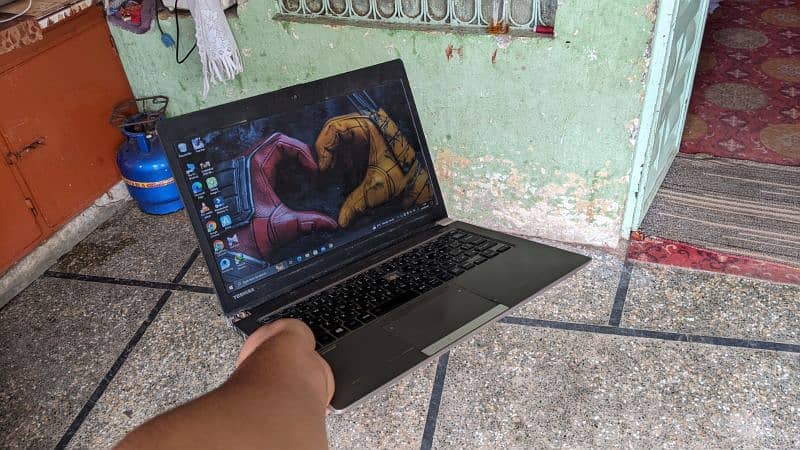 Toshiba 6th generation i5