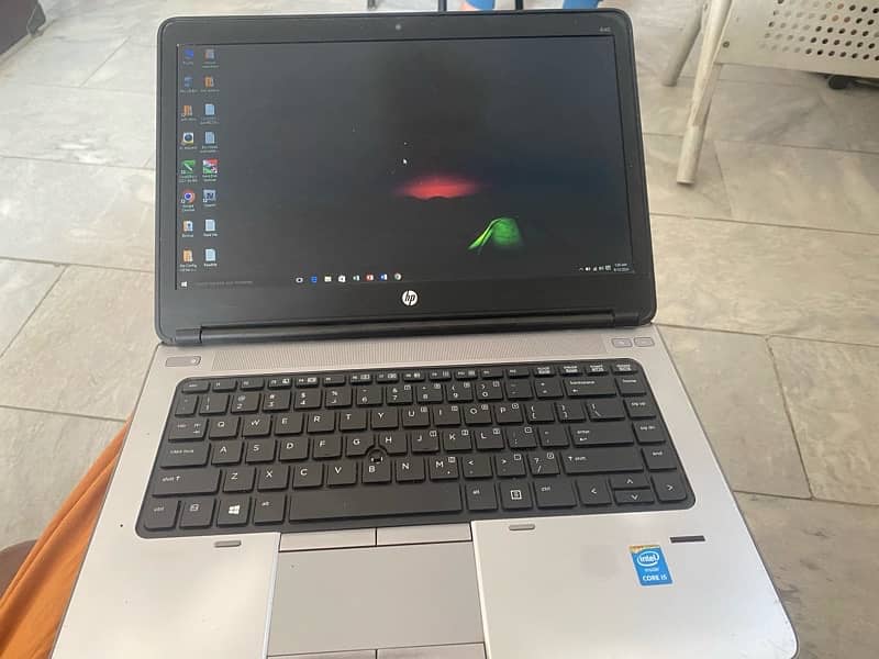 HP G1  I5 4th generation 8/128SSD+320 hard 4gB Intel graphics card