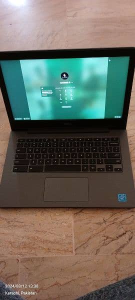 I'm selling chrome Book 32 GB