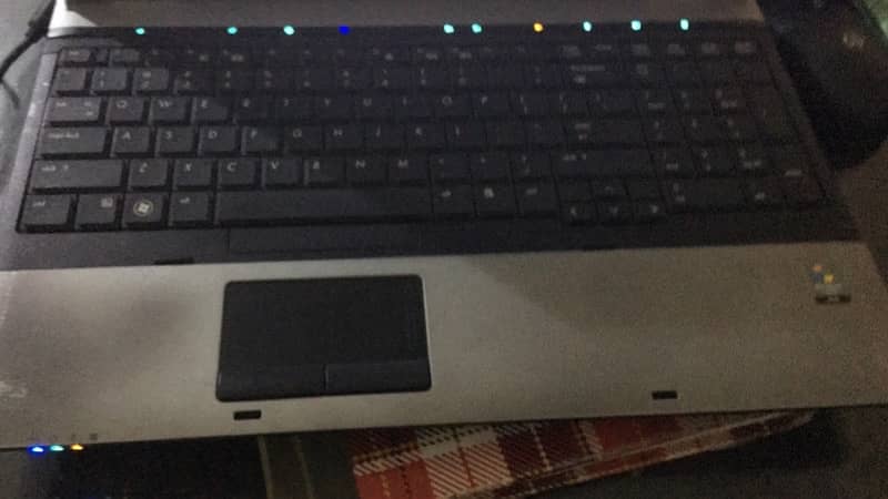 Hp Laptop Core i5,8gb ram 128 gb ssd samsung