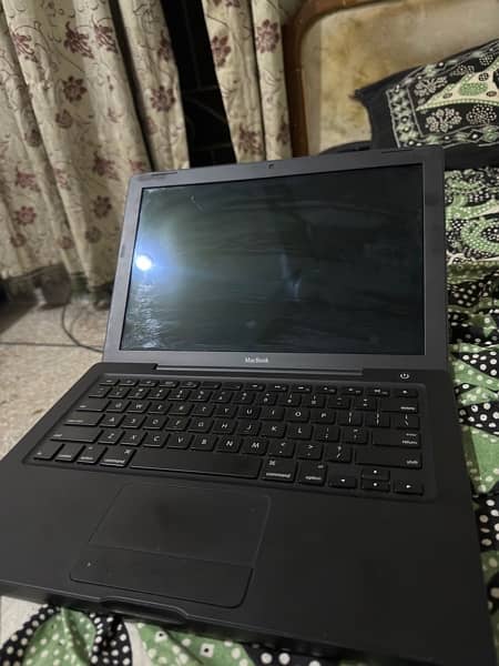 mackbook laptop